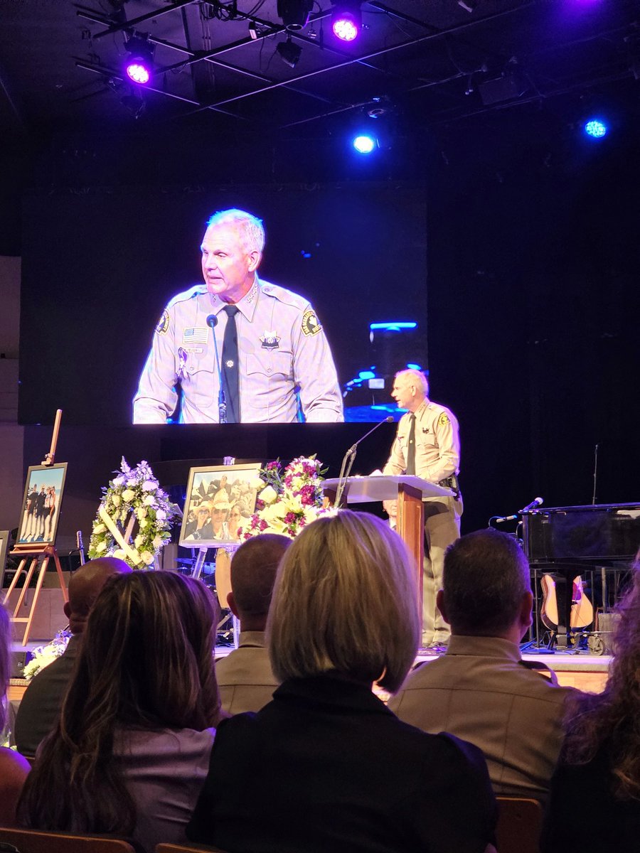 guttierez_john's tweet image. #HomegoingCelebration: Earlier today, I joined my friend Sheriff Dicus to honor, reflect, and celebrate the life and legacy of retired Undersheriff Horace Boatwright, a good friend and leader! We love you, and we got the watch from here! #Prayers