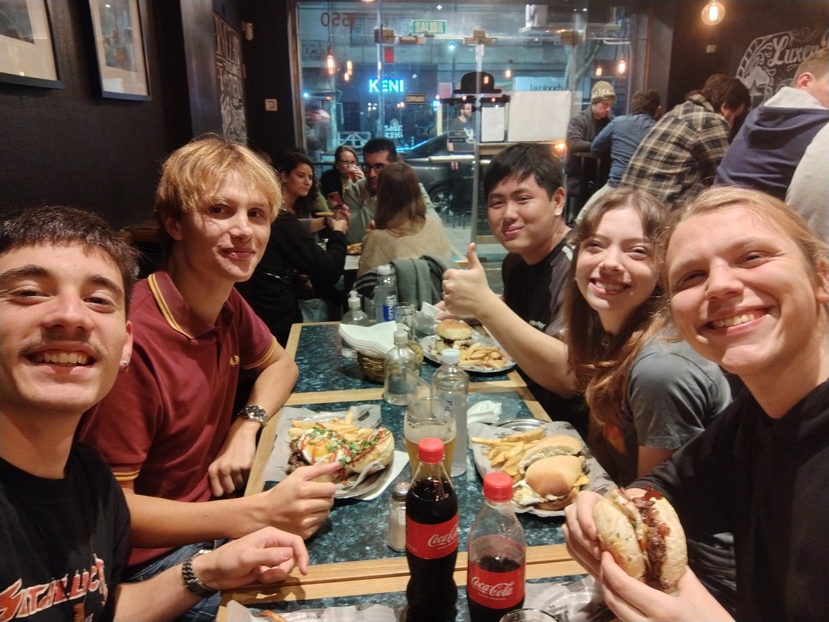 f1chu09's tweet photo. @erix2604 @luxenburgerbar Excedió expectativas @luxenburgerbar https://t.co/G6N0MxPM06