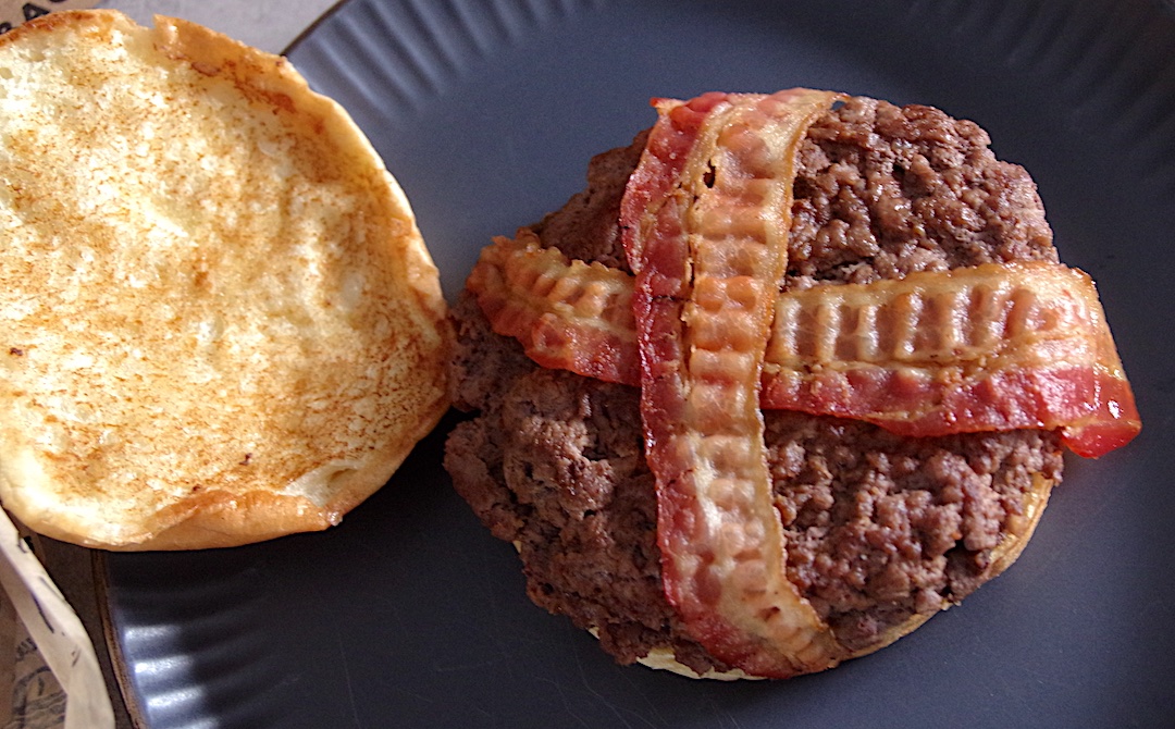 jack9simpson's tweet image. My snaps/dinner  Initially, yes, a burger and bun ... with bacon , probably liked, but with my next and only other addition and, an equal favourite to bacon, is, what I call my "Elvis" addition which is Peanut Butter (smooth) ....twas my dinner on Saturday evening ..