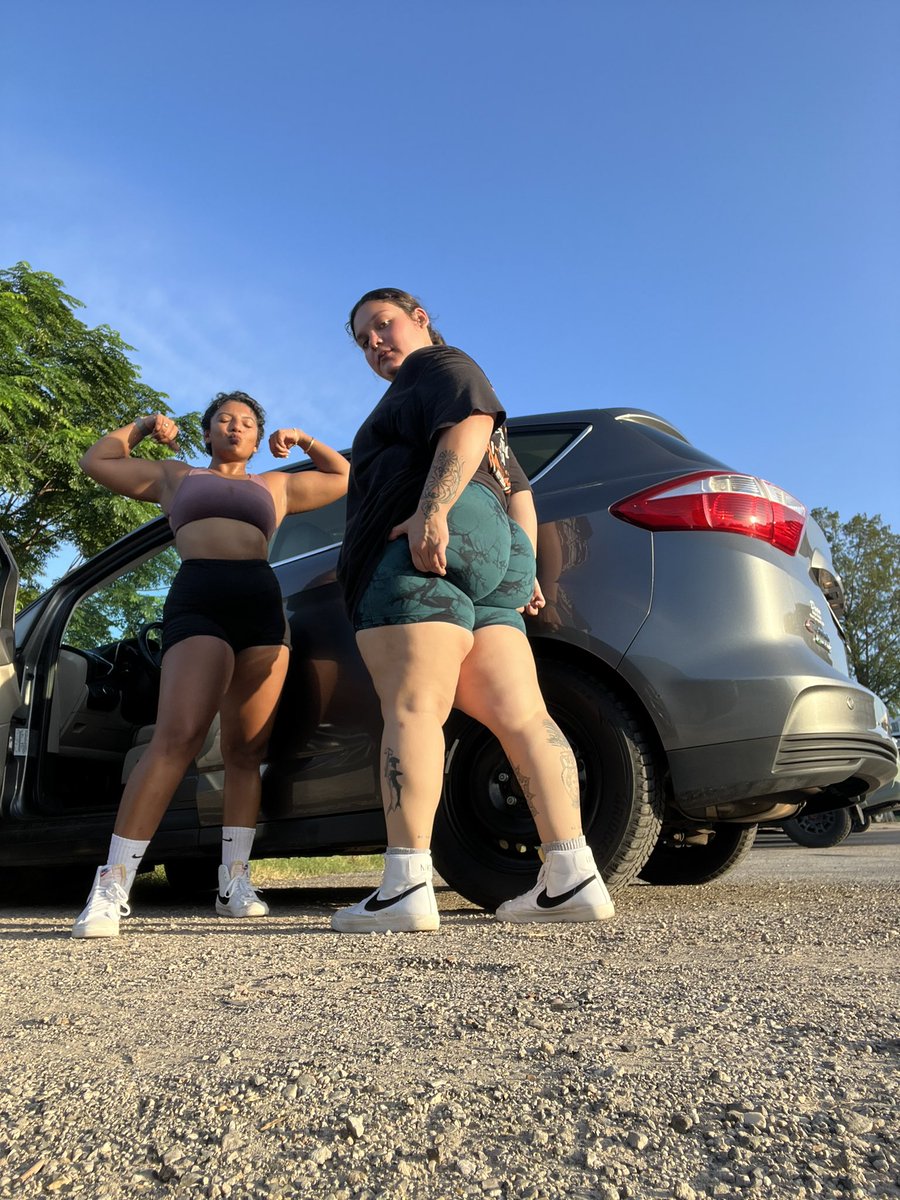 itsnotlauryn's tweet photo. Glute glow up for ya 😋🫦 https://t.co/dqAqBaPFIm