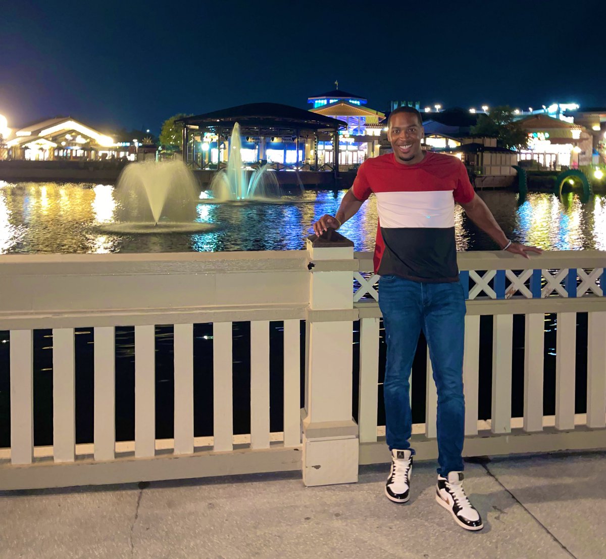 Debonaire_256's tweet photo. Vacation was good to me 😎 https://t.co/So37Dq8ox3