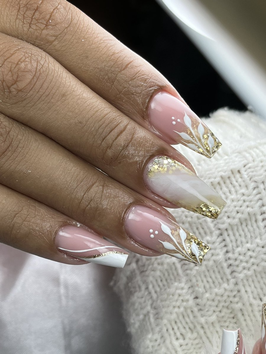NailDesigner22's tweet photo. 🤍🤍 https://t.co/X70hcO7Xh5
