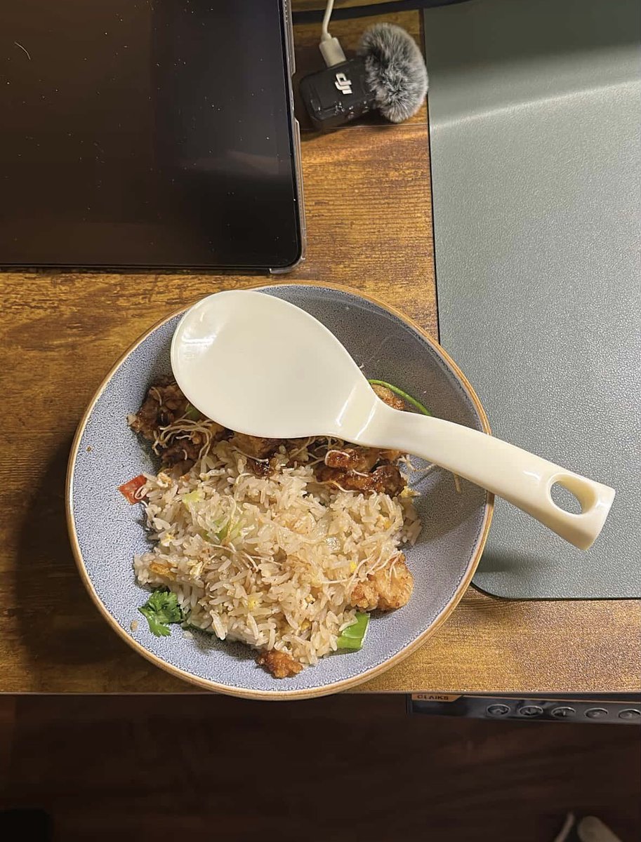 winzamark12's tweet image. Sometimes, too big is just dumb
Not everything needs to be an LLM
- profound wisdom after forgetting my utensils while moving in