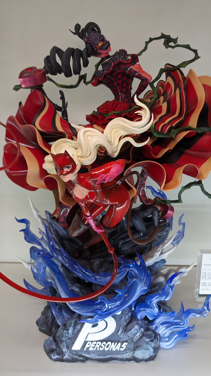 TokyoOtakuMode's tweet image. Our #1 favorite figure of Tokyo Figure Summer Festival 2025 goes to this stunning combo of PANTHER with Carmen from #persona5! Perfection💯✨