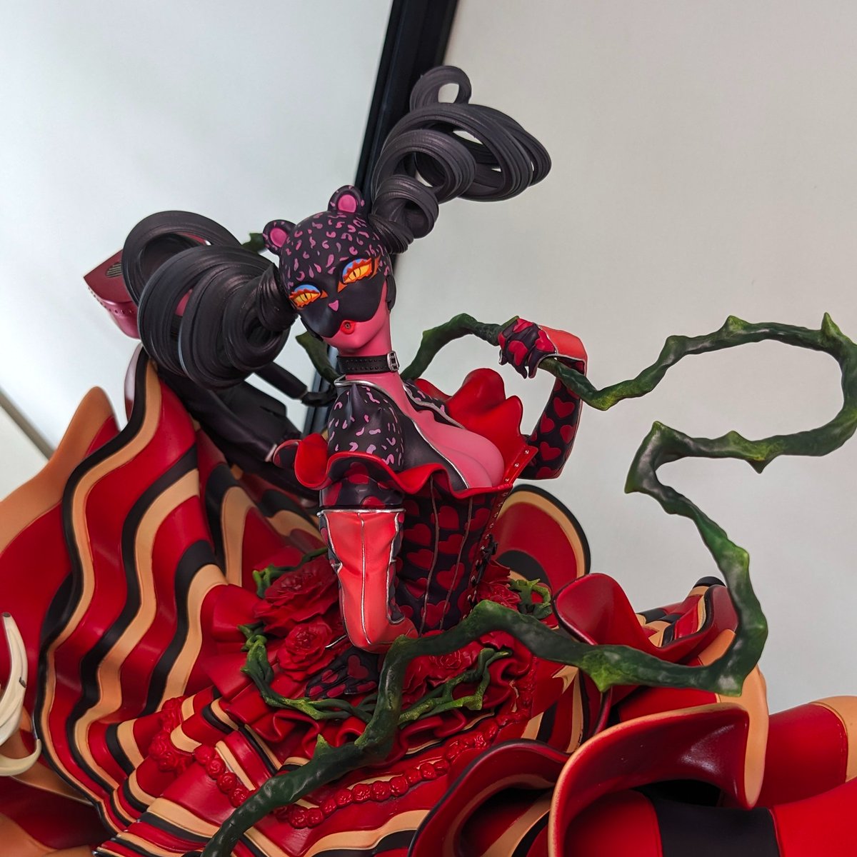 TokyoOtakuMode's tweet image. Our #1 favorite figure of Tokyo Figure Summer Festival 2025 goes to this stunning combo of PANTHER with Carmen from #persona5! Perfection💯✨