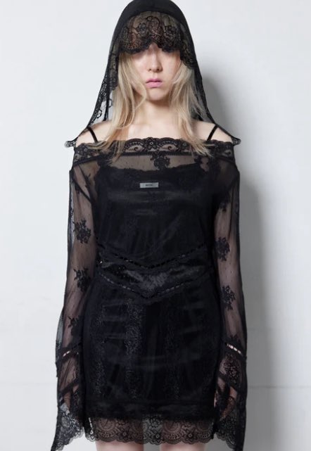 neithのVeil Off-shoulder Dress再入荷してたよ。3色とも。