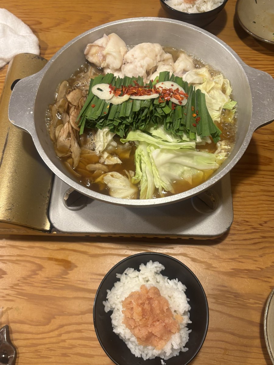 yuyu47810367184's tweet image. 連休初日は友人と初めてよもぎ蒸しに行ってきて、もつ鍋食べました☺️
よもぎ蒸し初めて行ったけどサウナより手軽に汗かけてデトックスできていい感じ！！そして今朝の寝起きがめちゃくちゃよかった..！