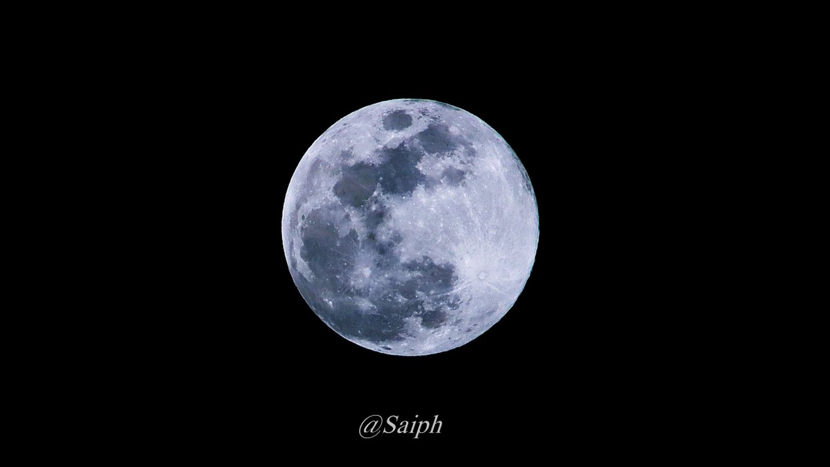 오늘 7월 20일은 세계 달의 날입니다. 바로 오늘이 세계 최초로 아폴로 11호가 달에 착륙한 날이기 때문인데요. 마침 새벽에 달이 천구상에서 여러 천체와 만나기에 타래에 적도록 하겠습니다.