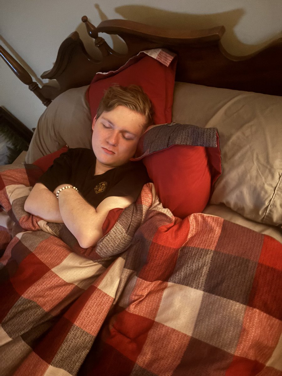 Sweet dreams chumpyyy 🩷🩷🩷🩷 <a href="/MrChumples/">SKC | CG | Fat Jobless Loser Bum</a>