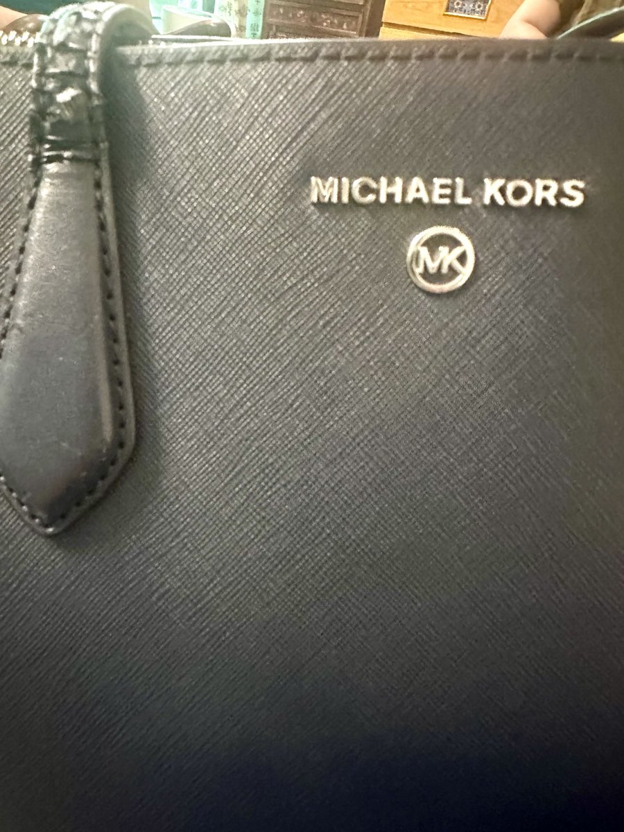 atiyaz's tweet image. #MichaelKors in just about a year🤨