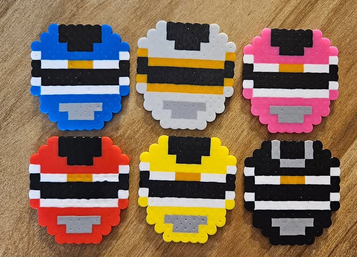 Ranger_Liz's tweet image. I pretty much make bead art now. The goal is to eventually make every Power Rangers helmet design ever. #EveryHelmetEver
rangerliz.etsy.com/?coupon=5OFF30
You can use this code to get $5 off a $30 purchase.