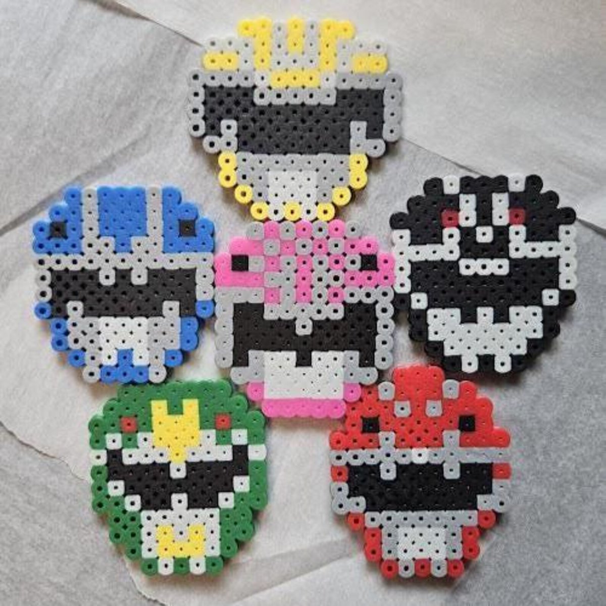 Ranger_Liz's tweet image. I pretty much make bead art now. The goal is to eventually make every Power Rangers helmet design ever. #EveryHelmetEver
rangerliz.etsy.com/?coupon=5OFF30
You can use this code to get $5 off a $30 purchase.