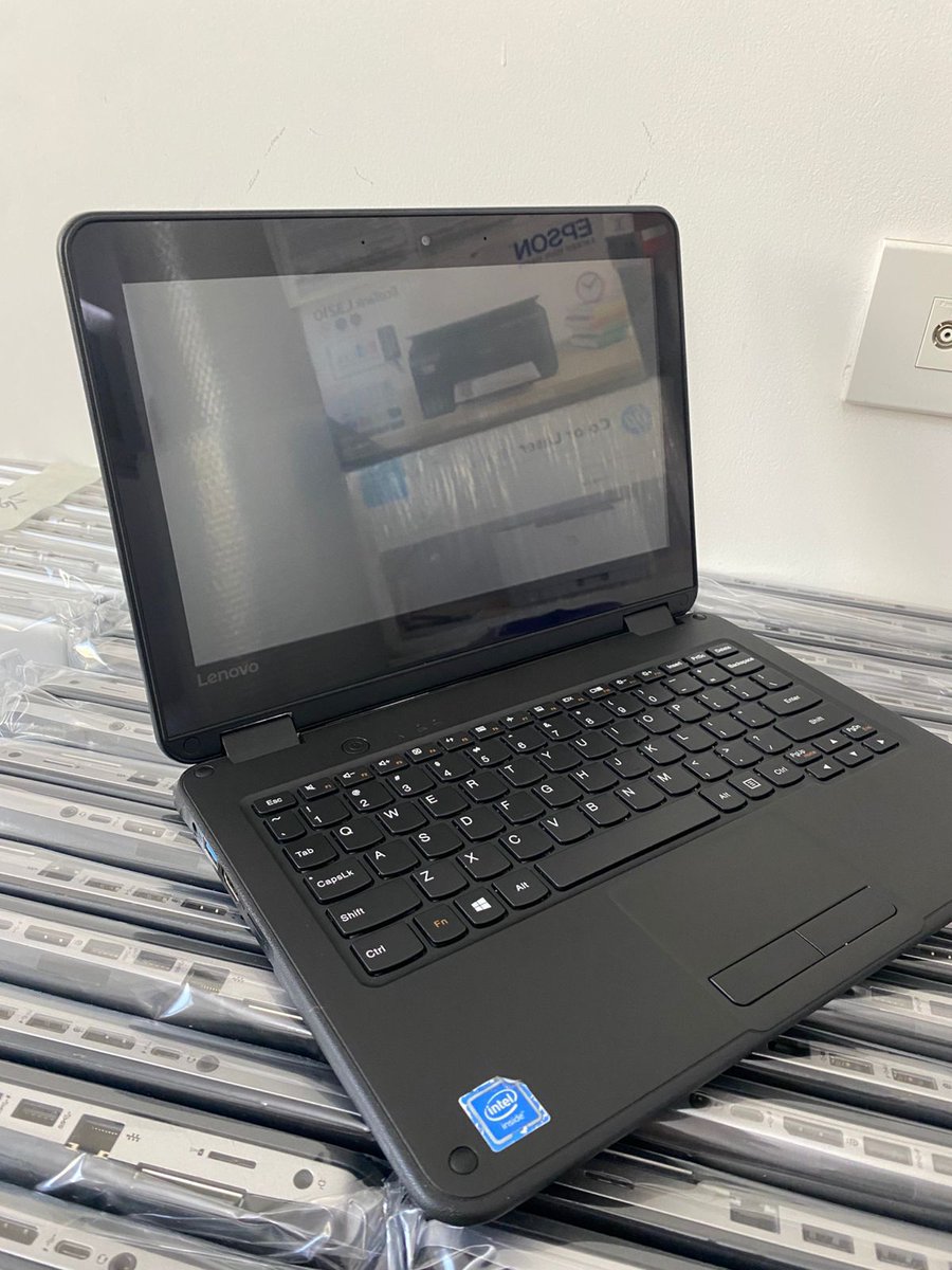 GadgetHive25's tweet image. This small nyana u150usd kupela 👌