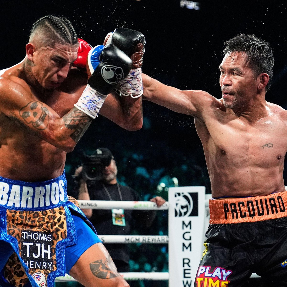 CPBetting's tweet image. WBC Welterweight Champ Mario Barrios and 46 year old fight legend Manny Pacquiao ends their title fight in a DRAW (+2000)🤯