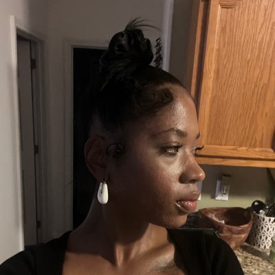 desbombshell's tweet photo. #Newnew https://t.co/IfS9N896hc