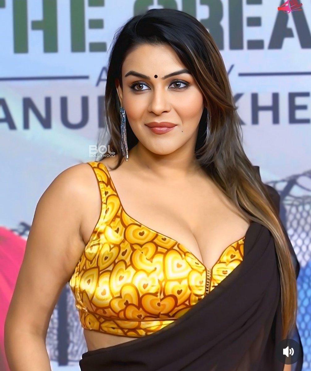 लिखा है जरा हमने,
    आज कुछ इस अंदाज में..
तेरे प्यार की चाहत,
    बिखरी है मेरे हर एक अल्फाज में..!!