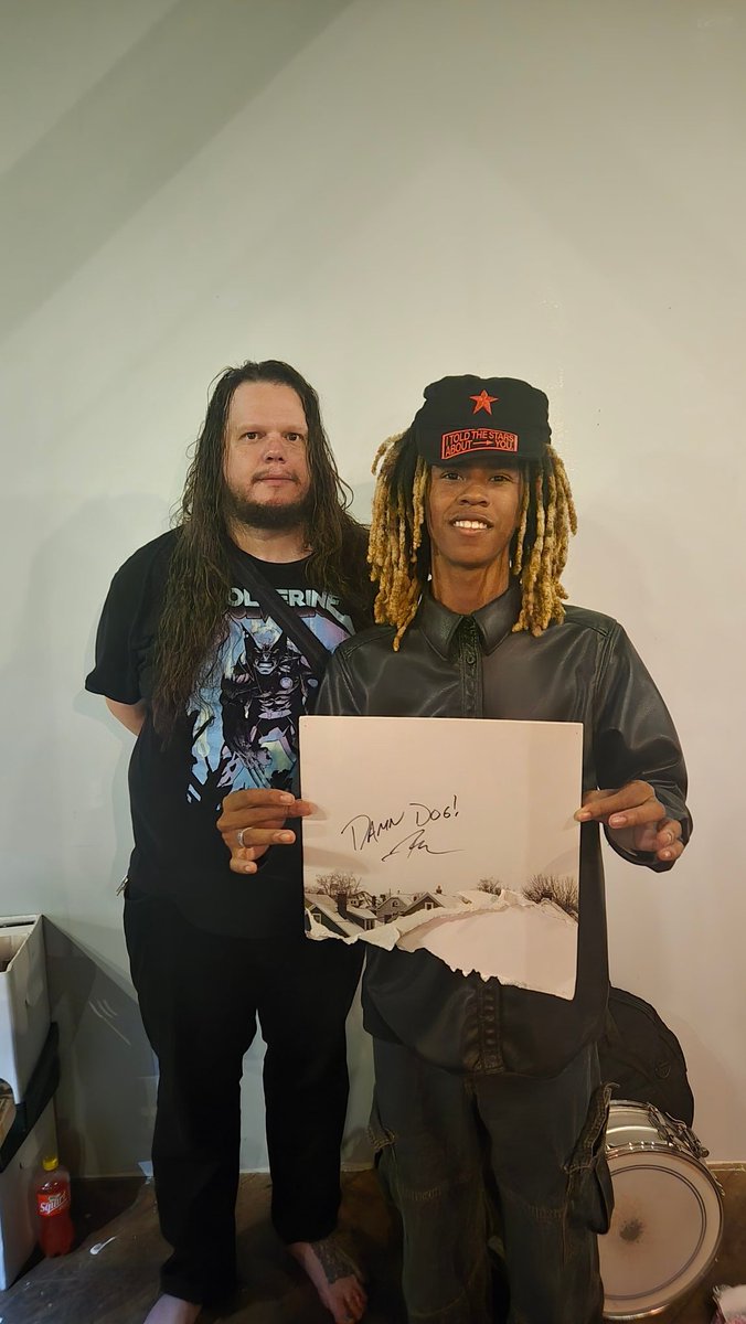 zunzetrider's tweet image. Met planning for burial . Signed the record my dog ate out of rage . Nice lad