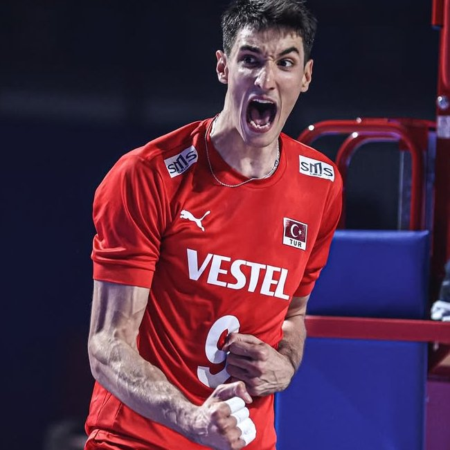 ☄️ Efe Mandıracı 26 ace ile

⚡️ VNL grup etabının en çok ace atan oyuncusu oldu