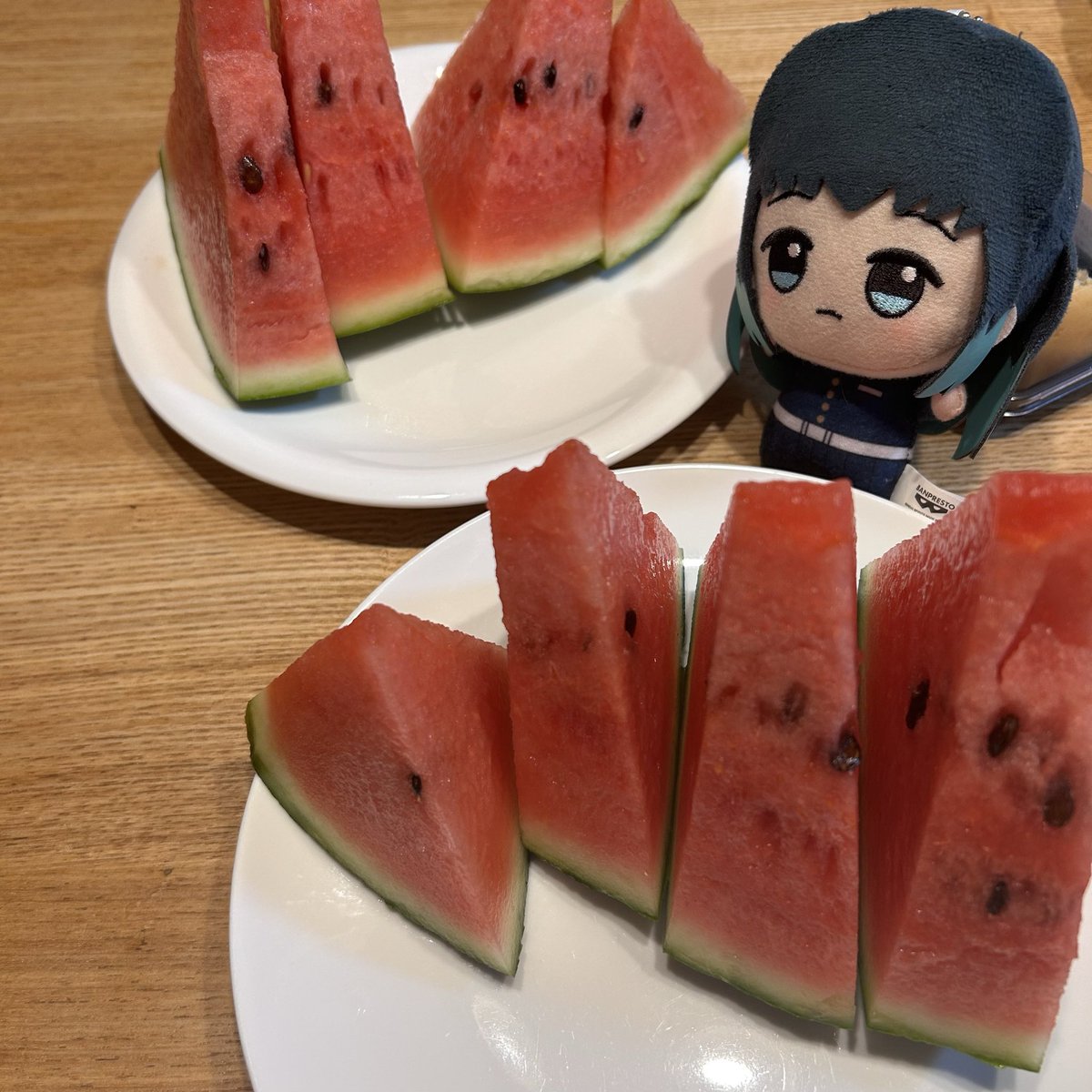 nnikoo_08's tweet image. おやつ
ねことフクロウの🍩可愛い^ ̳.  ̫ . ̳^♡

アイスむいむい𖤐 ̖́-