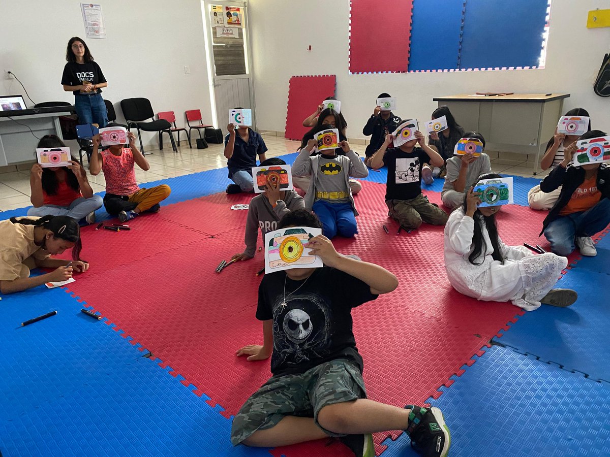 DocsMX's tweet image. Así vivimos el segundo día de #DocsPuebla2025. 🤩
Y todavía queda mucho por ver.