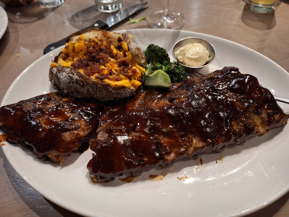BenzoHusky's tweet image. Good foods yuss