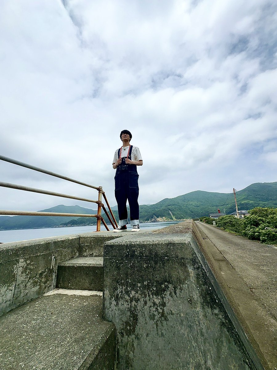 rcc_uminohi's tweet photo. #アンガールズの絶景アイランド
7月27日14:00〜
中四国6局ネット

いよいよ放送まであと1週間です😊

#RSK をご覧の皆さん☀️
#やす子 さんが近くの #直島 へ
遊びに行ったのでぜひ🛳️

#KUTV をご覧の皆さん🍊
#嶋﨑斗亜 さんが
高知県の西にある楽園
#柏島 へ行きました🐬 https://t.co/wi2W3ZYqlF