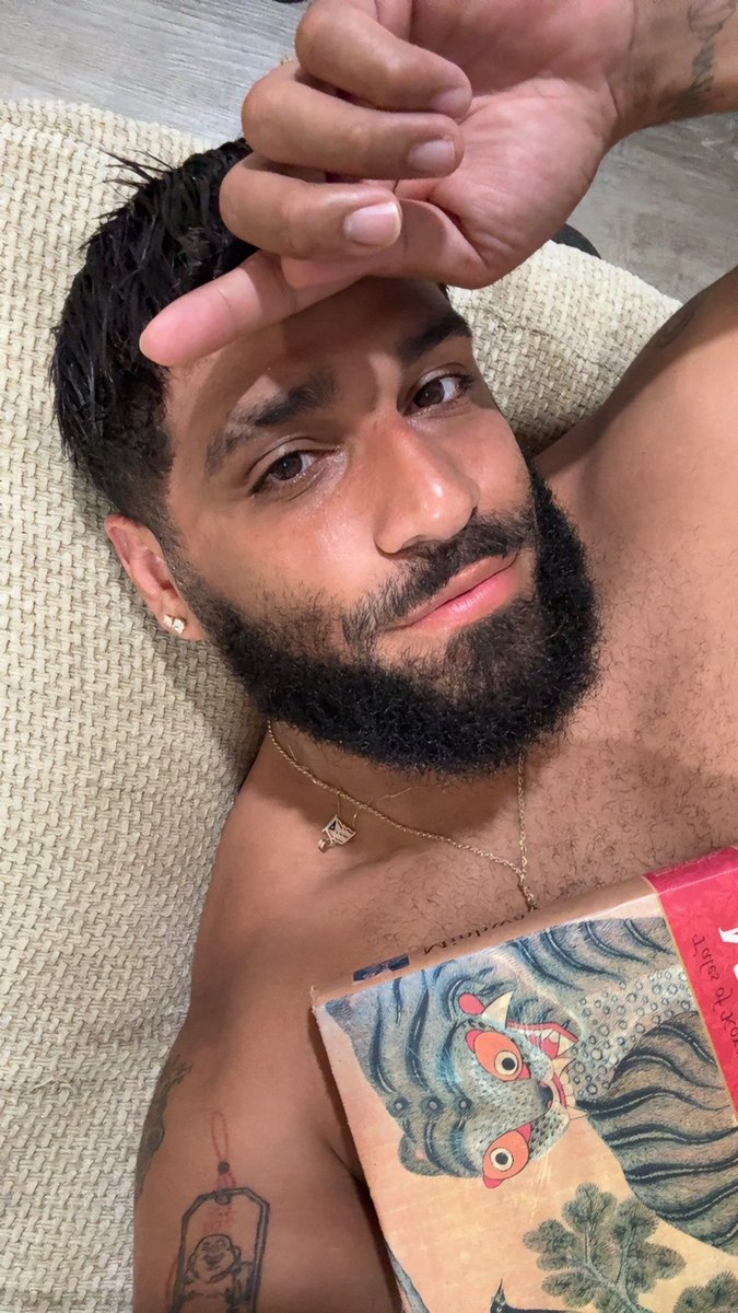 Sun burnt and in need of a hair cut 😩 come sit on my face.