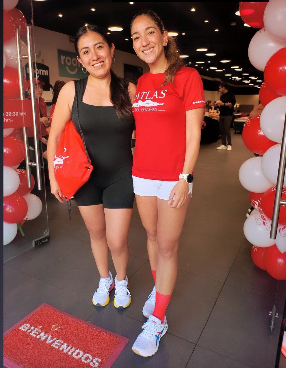 LecturasdeClari's tweet photo. Hoy fui a un Social Run y estuvo increíble. Nos dieron de regalo un kit que estuvo mucho mejor que otras carreras 🙃✨🧘🏽‍♀️🏃🏽‍♀️ https://t.co/hmgyQt1Php