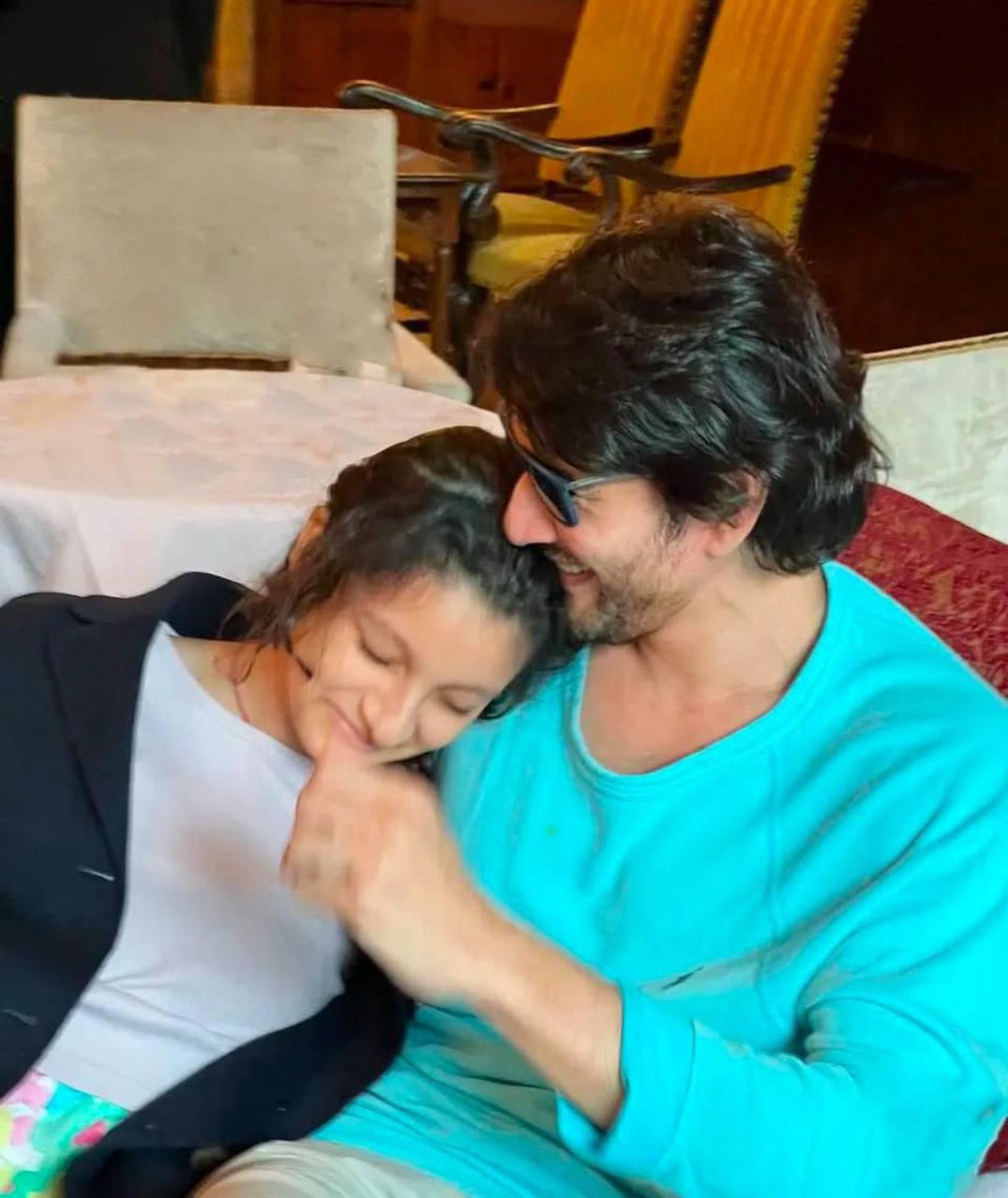 urstrulyMahesh's tweet image. And just like that… she’s a teenager! 💫 Happy birthday, Sitara❤️
Always lighting up my life❤️
Love you so much❤️❤️❤️