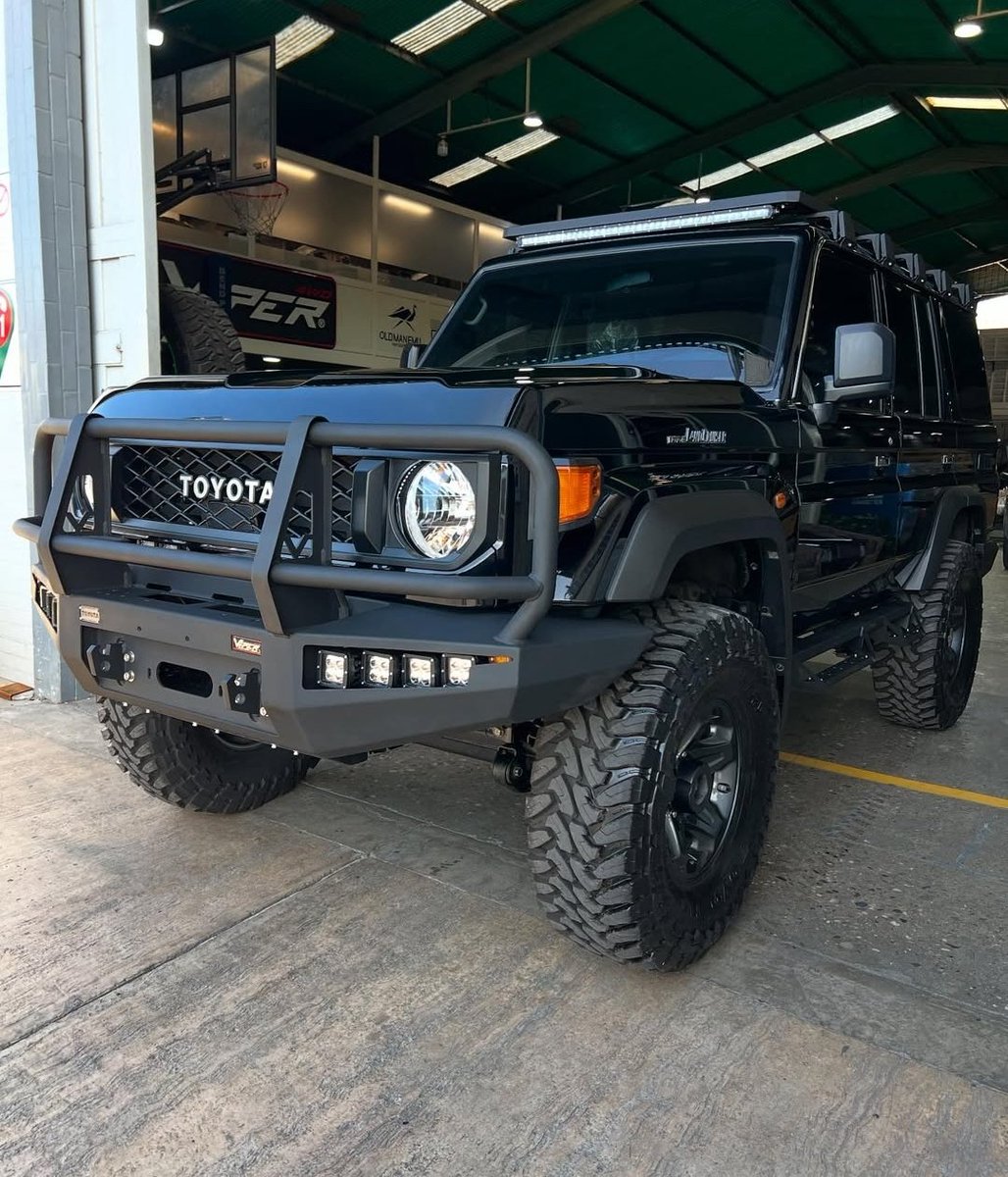 Mighty  76 series 

📷 @viper4wd IG