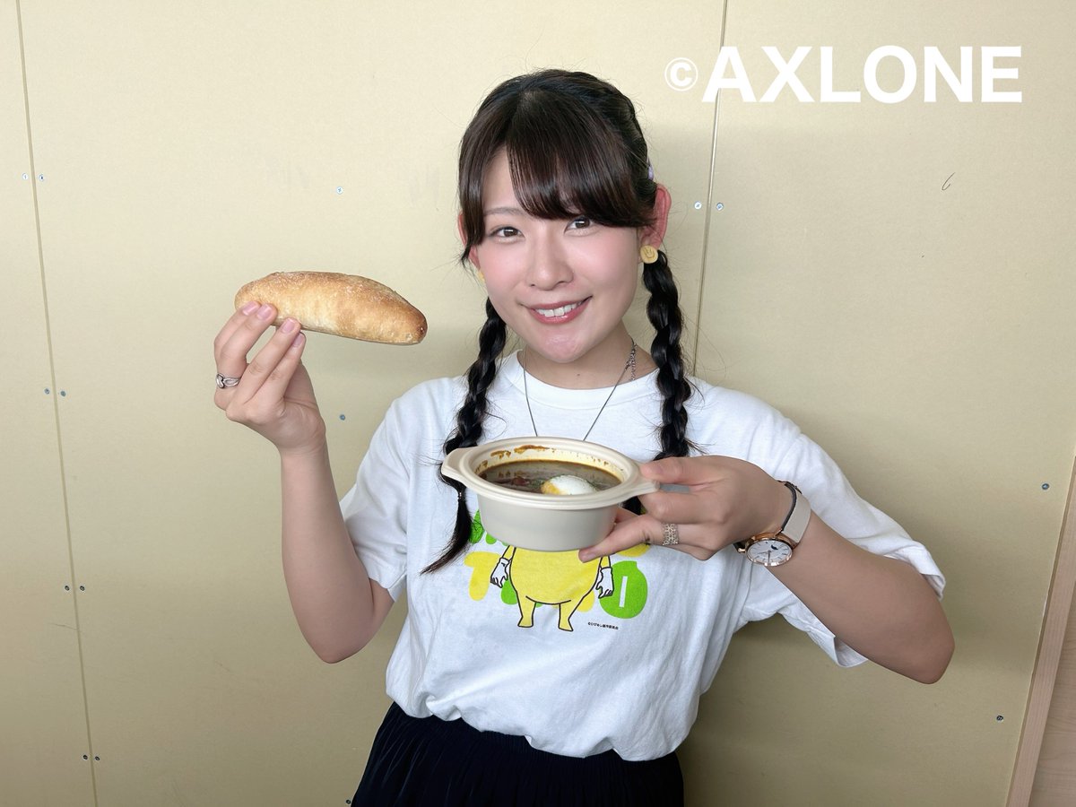 axlone_staff's tweet image. 「日々は過ぎれど飯うまし」
#ひびめし キッチンカー ラスト営業日とのことで、 短いお時間ではございましたが #嶋野花 も参戦させていただきました🍛🥤

大変お暑い中お並びいただきました皆様、誠にありがとうございました🥲🙏♡
水分、塩分補給はお忘れなく…！！