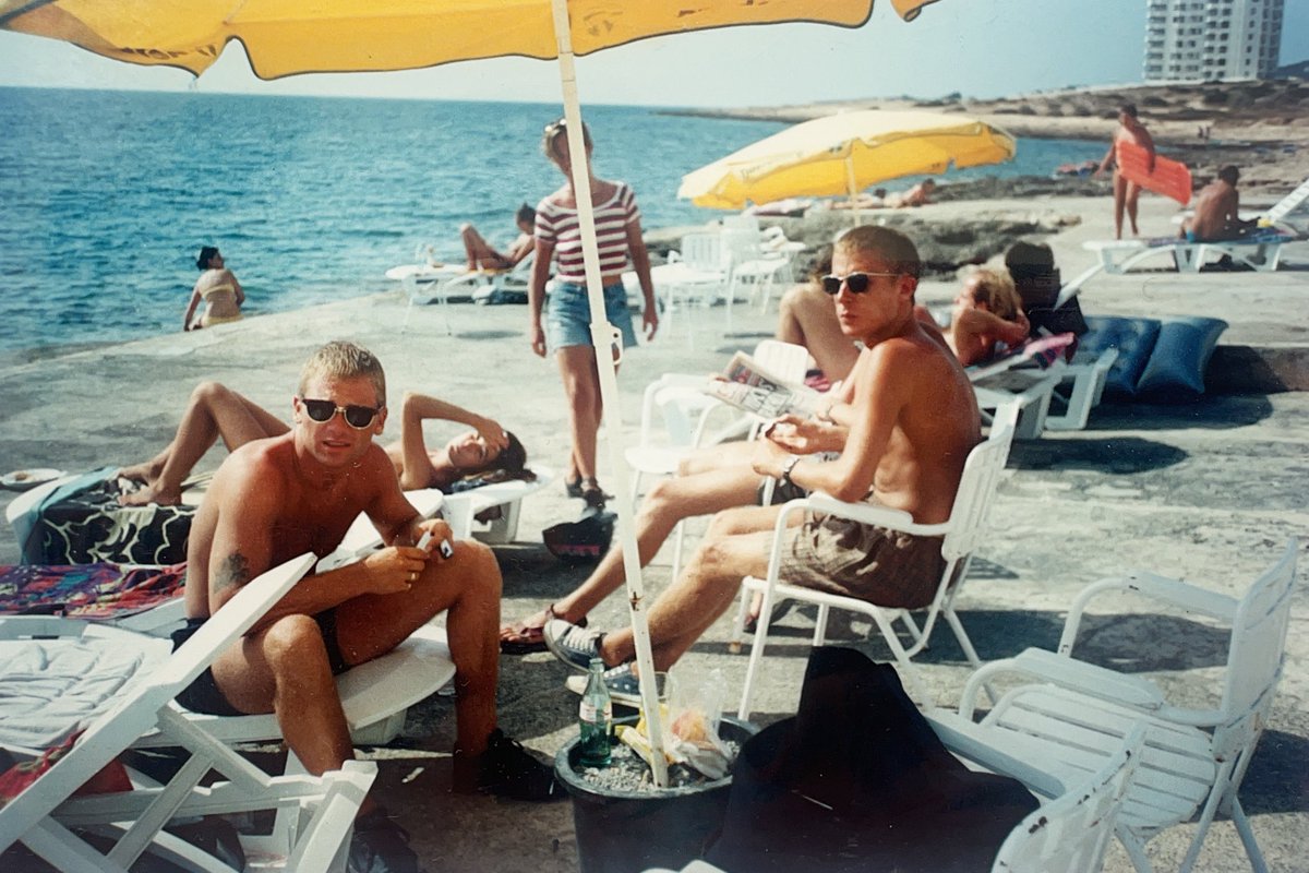 Catalina Hotel, Ibiza – 1992

The Catalina Hotel stood quietly on San Antonio’s Sunset Strip, offering laid-back charm, unbeatable views, and an easygoing spirit that captured the essence of early ‘90s Ibiza. 

Photo Credit ▶️ @franky2005amber 

#ibiza #ibizapast