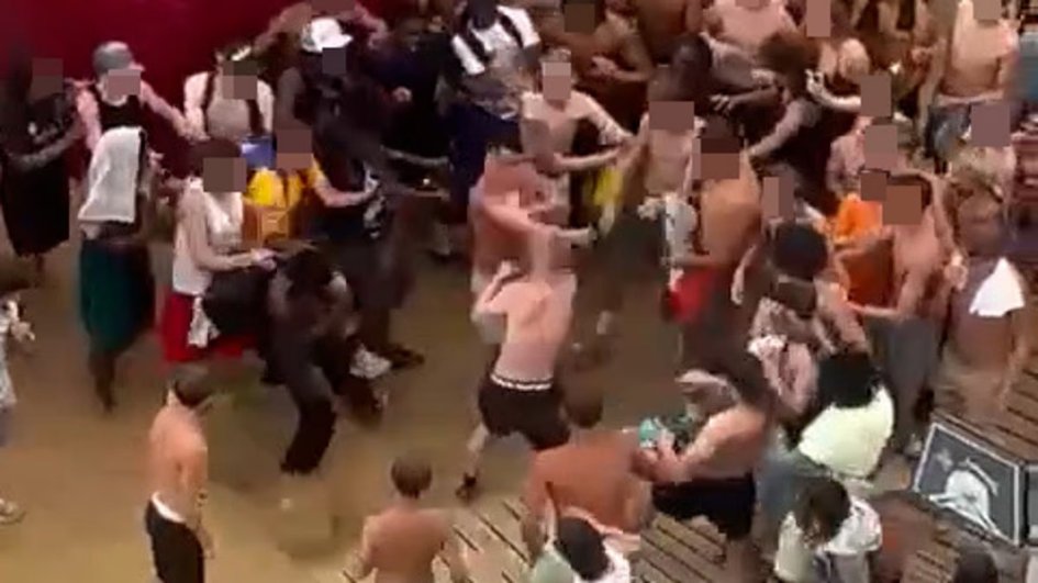 Furious locals in Broadstairs slam 100 fines for swearing after spate of violent beach brawls, calling the council's plan "insane," "patronising" and bound to miss the real culprits. dailymail.co.uk/news/article-1…