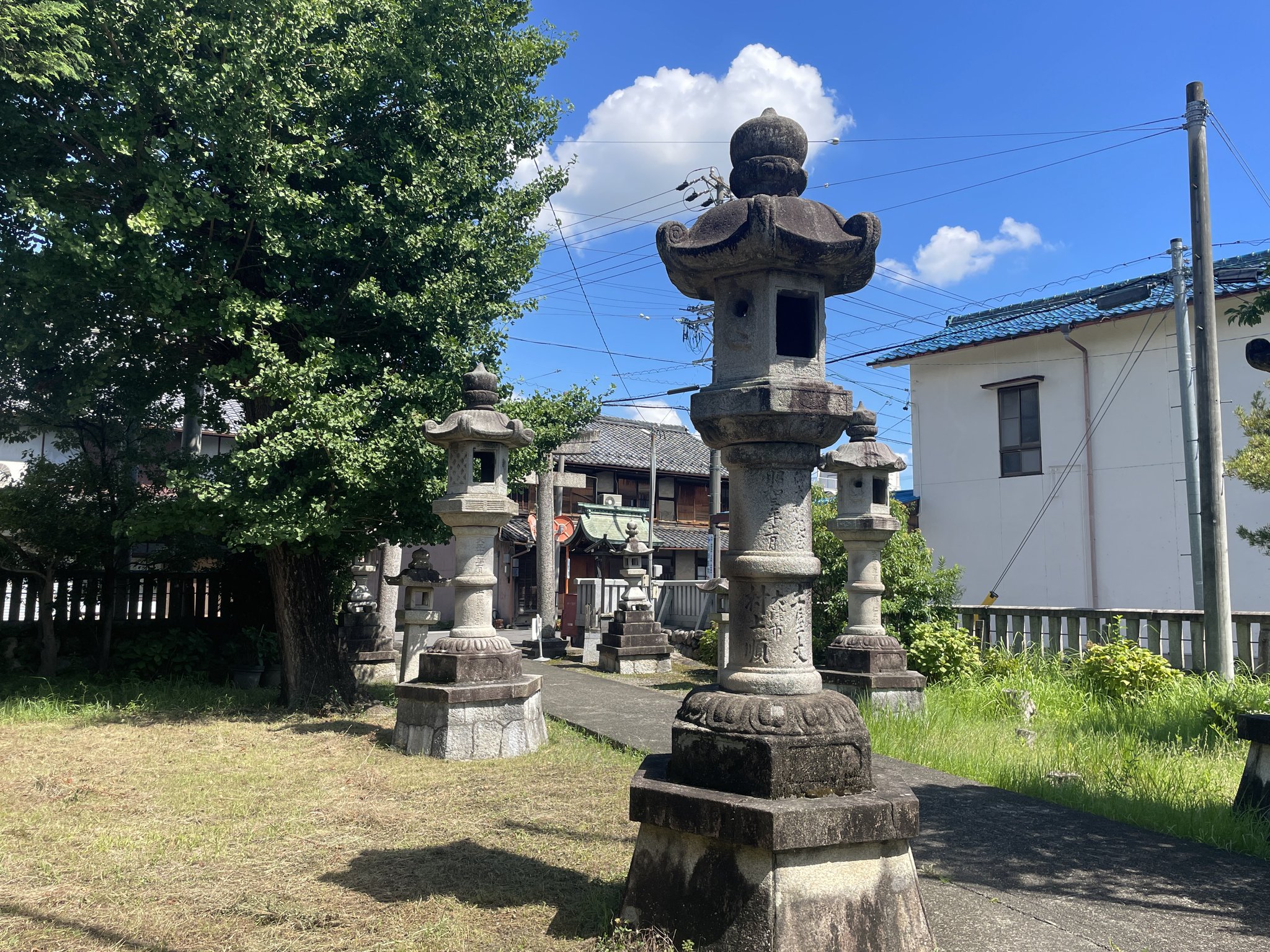 征*政様 軽石灯籠に成ります かわさんぽ on X: 