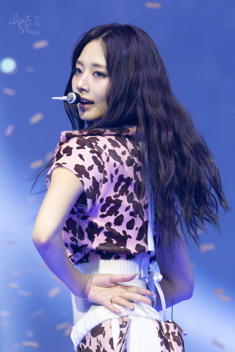 thinkaboutshun's tweet image. 250719 π₯Ήπ
#TWICE #νΈμμ΄μ€
#TZUYU #μ―μ #εη #γγ¦γ£
