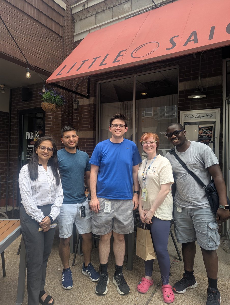 Jain_Lab's tweet image. Happiness is when a conference not only allows you 2 learn but also gives an opportunity to make new friends & meet wonderful scientists who happen to be mentors!Thanx to FASEB Protein Aggregation meeting. Lovely to meet @MargaretSunde @mattchapman22 @HultgrenLab