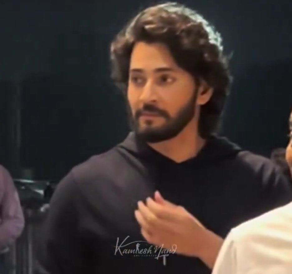 Bittu_Tweetzz's tweet image. When you realise that MB age is same as our Father