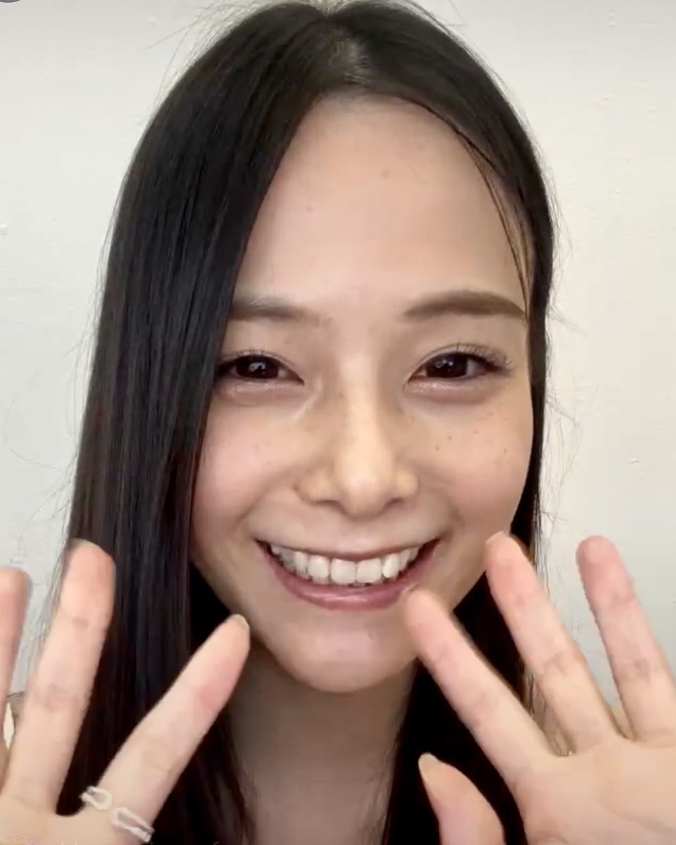 QQ43537718's tweet image. 今日の寧々集会は、寧々密会in京都のクラファンの話、私は植樹式とサイン帳代わりに使うご朱印帳にしました😅
クラウドファンディングは、今日から開始!おススメは植樹式かな?🌲🌸🌲
camp-fire.jp/projects/85193…
#寧々密会
#吉高寧々
#寧々集会