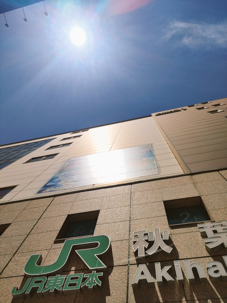 秋葉原に降臨！写真下手くそ部