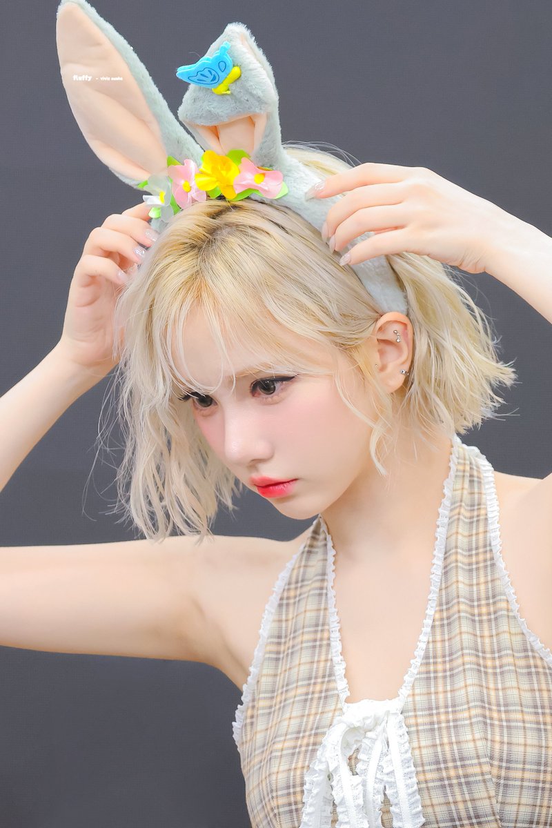 fluffy_eb's tweet image. 250718 #비비지 #VIVIZ #은하 #EUNHA