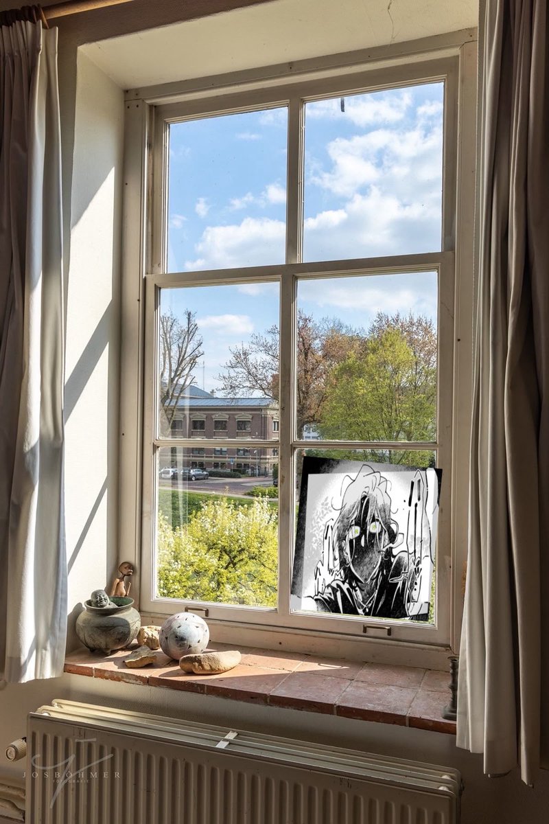 kaeultt's tweet image. I think I see something look at me thru that window…. um