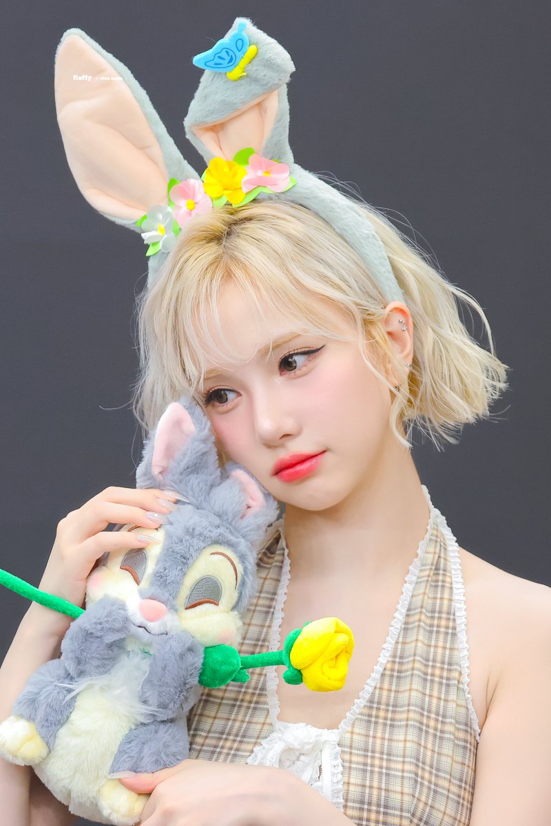 fluffy_eb's tweet image. 250718 #비비지 #VIVIZ #은하 #EUNHA