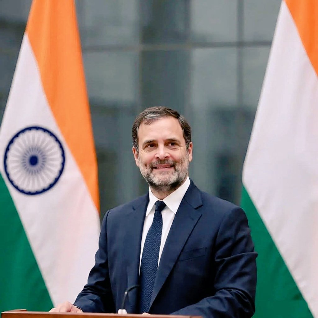 अगला प्रधानमंत्री का स्वागत करे!  पूंजीपति की ताकत से नहीं आम भारती का बिस्वास से ! 
💞💞🇮🇳💞💞🇮🇳💞💞🇮🇳💞💞🇮🇳💞💞