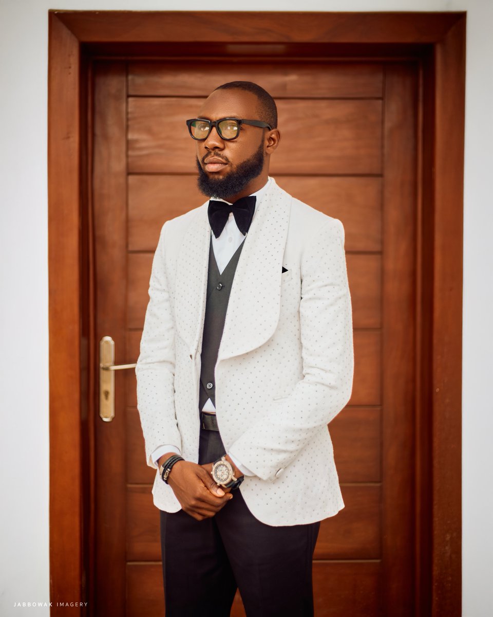 Jabbowak Imagery 📸 (@jabbowakimagery) on Twitter photo Musa
Photography <a href="/jabbowakimagery/">Jabbowak Imagery 📸</a>
Grooms outfit <a href="/dice_atier/">Dice Atier</a>
Makeup @glamby.nikky
Alaga @amokealaga
Dress @purle_by_moj
Hair @hairartistrybysuccess_
Gele @ifeboy_gele
<a href="/brides/">BRIDES</a> <a href="/bellanaija/">BellaNaija</a>
#jabbowakimagery #explore #nigerianphotographer #weddingphotographer #wuratifemi2025 Musa
Photography <a href="/jabbowakimagery/">Jabbowak Imagery 📸</a>
Grooms outfit <a href="/dice_atier/">Dice Atier</a>
Makeup @glamby.nikky
Alaga @amokealaga
Dress @purle_by_moj
Hair @hairartistrybysuccess_
Gele @ifeboy_gele
<a href="/brides/">BRIDES</a> <a href="/bellanaija/">BellaNaija</a>
#jabbowakimagery #explore #nigerianphotographer #weddingphotographer #wuratifemi2025