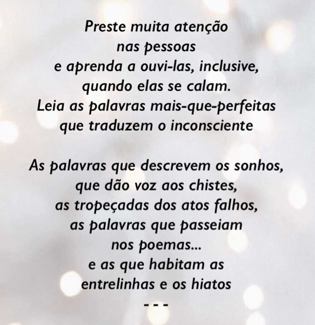**"Posso até parecer distraída…
Mas quem disse que distrair é o mesmo que não perceber?
Meu olhar talvez passe despercebido, mas minha atenção está onde importa.
Conversas vazias não me prendem, mas um gesto, um olhar, uma mudança de tom… Ah, isso eu noto.
Como eu sempre digo: