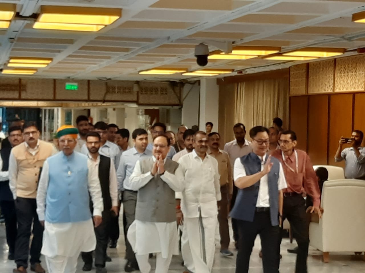 संसद के मानसून सत्र से पहले सर्वदलीय बैठक, कांग्रेस बोली- पहलगाम-सीजफायर पर मोदी जवाब दें