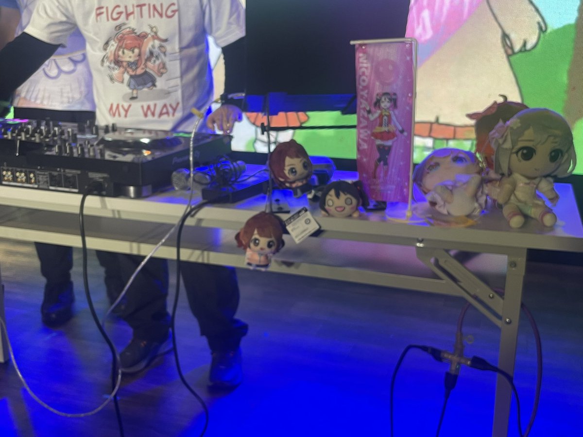 Tecloder's tweet image. DJブース