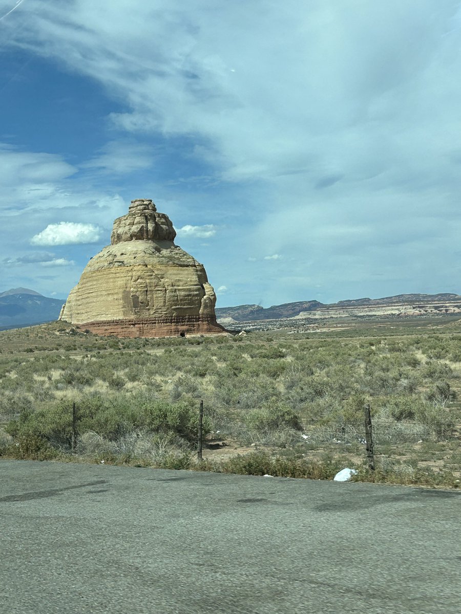 DesiraeC93's tweet image. Made it safely to Salt Lake City for the night. Had fun stopping in Moab for some souvenirs and to show the kiddos the Rock shop with all of the gemstones and fossils. Today was a long day but beautiful too. Glad we got to take this trip after all this summer. These memories will…