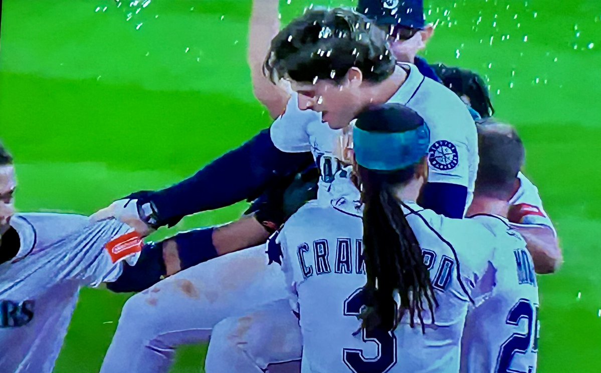 Brock Huard (@brockhuard) on Twitter photo This <a href="/Mariners/">Seattle Mariners</a> team is just organically growing in their likability w/all Home Grown stars & youngsters finding their way.
Terrific series win & now go sweep these stinking Astros to get within two in the West This <a href="/Mariners/">Seattle Mariners</a> team is just organically growing in their likability w/all Home Grown stars & youngsters finding their way.
Terrific series win & now go sweep these stinking Astros to get within two in the West