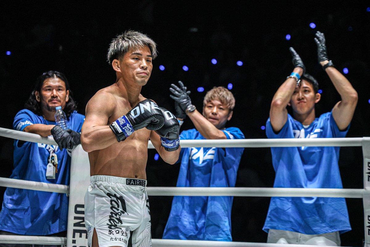 ONECHAMPJP (@onechampjp) on Twitter photo //
与座優貴はチーム一丸となって
元ONE世界王者ペッタノンを下し
ONE2連勝スタート🤩
\\
📡 #ONEFridayFights116 はU-NEXTで見逃し配信中👉 bit.ly/OFF116_UNEXT
<a href="/UNEXT_fight/">U-NEXT 格闘技 公式</a> #WeAreONE #ONEチャンピオンシップ //
与座優貴はチーム一丸となって
元ONE世界王者ペッタノンを下し
ONE2連勝スタート🤩
\\
📡 #ONEFridayFights116 はU-NEXTで見逃し配信中👉 bit.ly/OFF116_UNEXT
<a href="/UNEXT_fight/">U-NEXT 格闘技 公式</a> #WeAreONE #ONEチャンピオンシップ